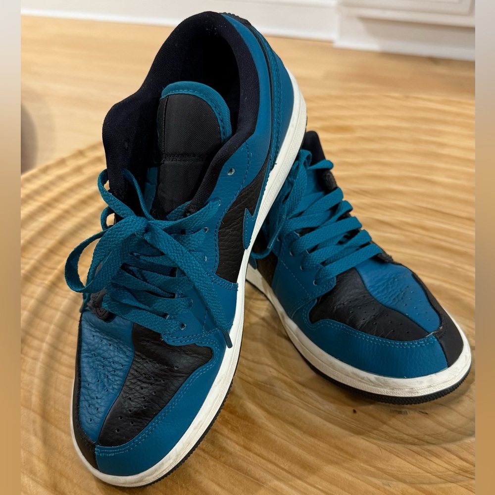 Nike Teal and Black Men's Sneakers